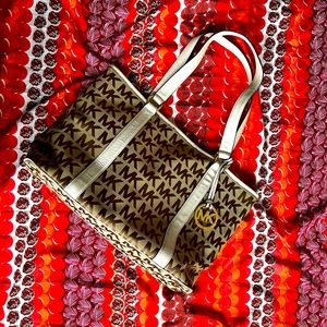 Used Michael Kors tote bag.